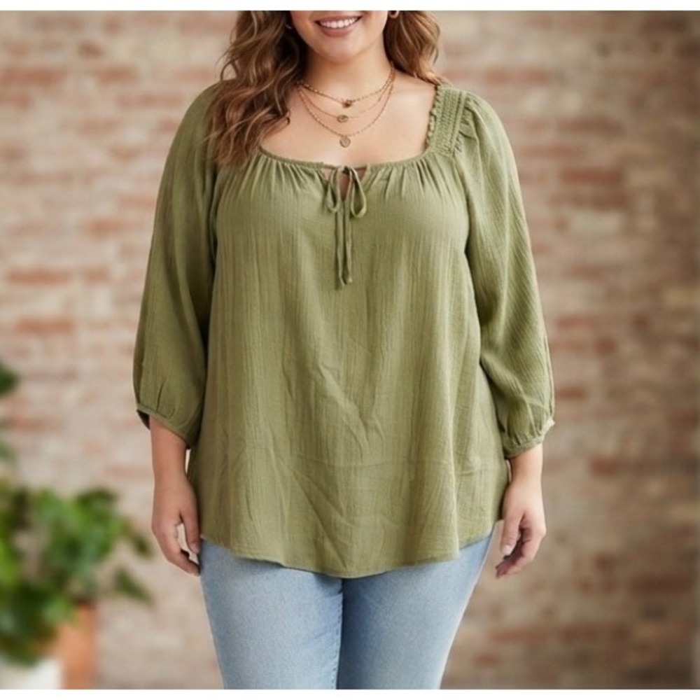 Torrid Olive Green Crinkle Gauze Peasant Puff Sleeve Smocked Fairygoth Top 3X - Picture 1 of 8